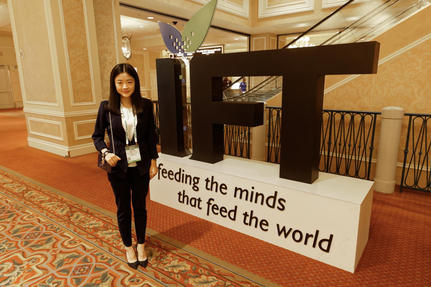 Jessica at the 17th IFT Annual Meeting & Food Expo in Las Vegas, NV.